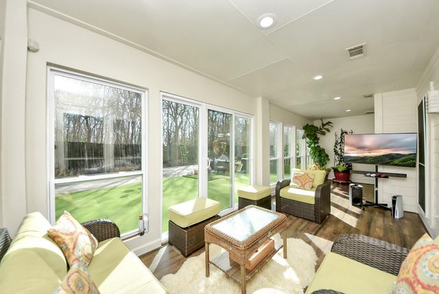 15511 Seminole Canyon Drive, Sugar Land, TX 77498