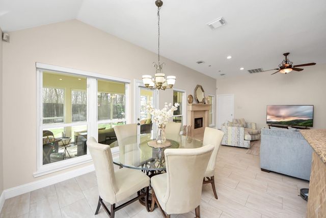 15511 Seminole Canyon Drive, Sugar Land, TX 77498