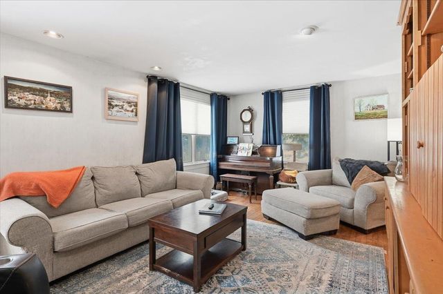 2 Seneca Avenue, Essex Junction, VT 05452