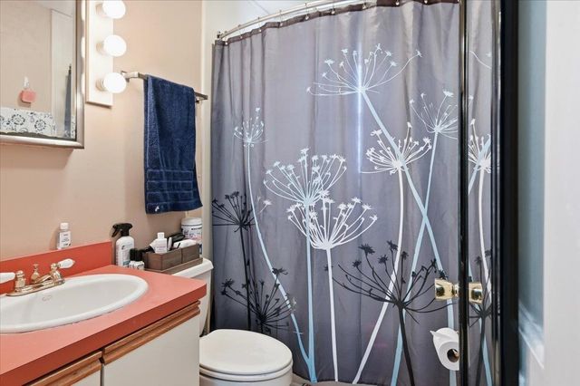 2 Seneca Avenue, Essex Junction, VT 05452