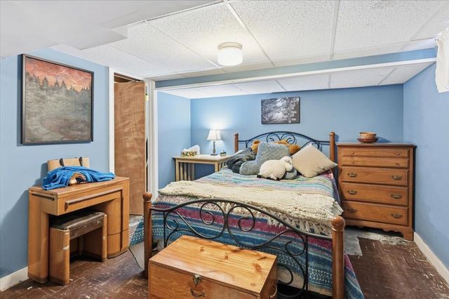 2 Seneca Avenue, Essex Junction, VT 05452