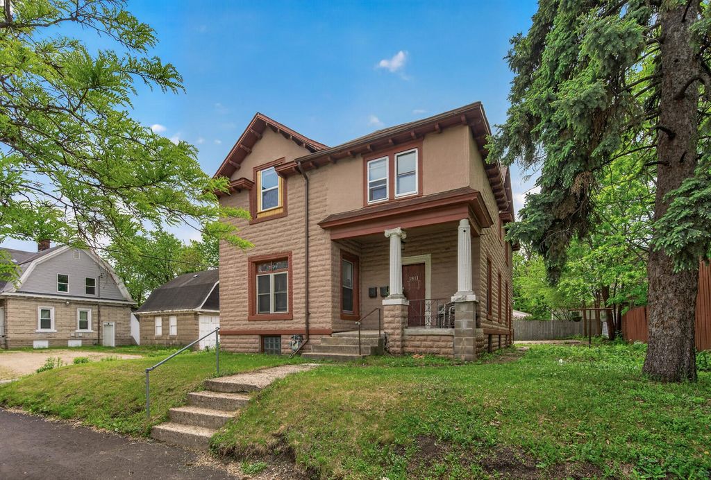 1811 E 28th Street, Minneapolis, MN 55407 — exterior