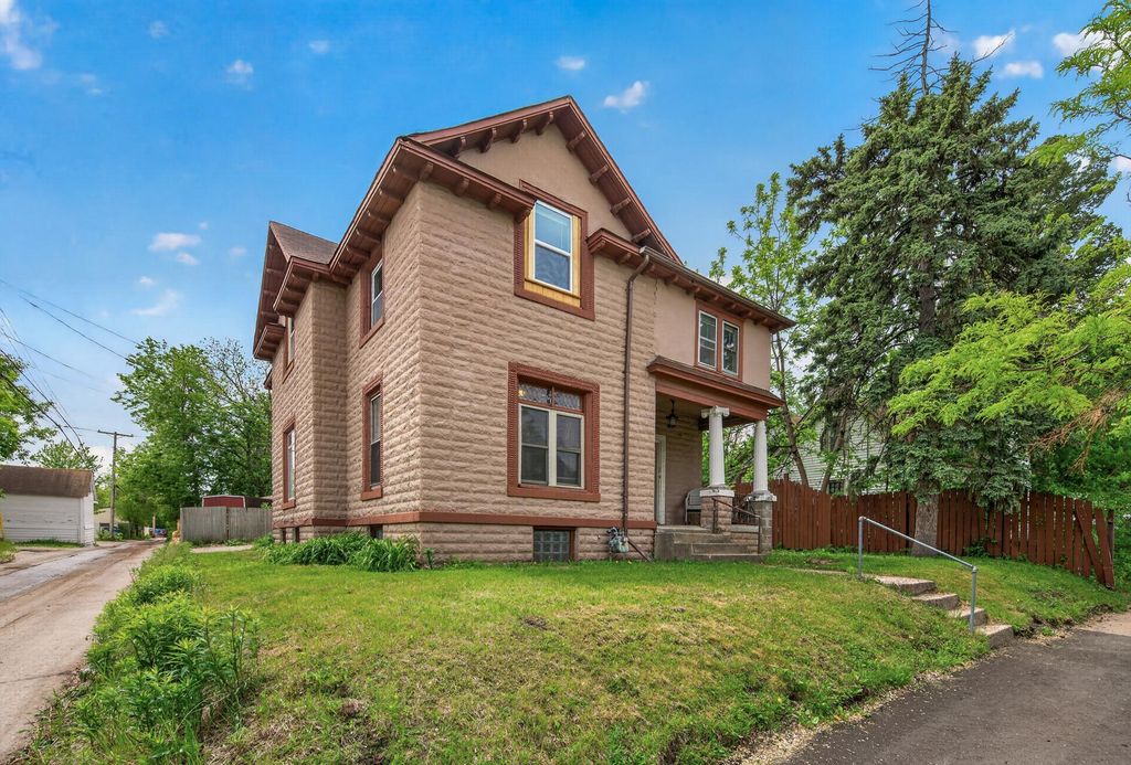 1811 E 28th Street, Minneapolis, MN 55407 — photo 2