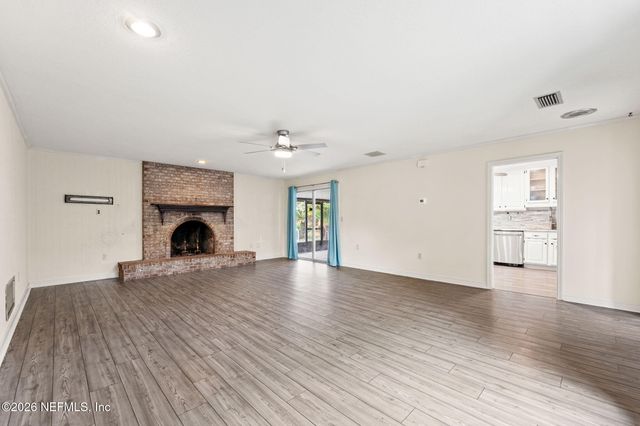 4229 BUCK POINT Road, Jacksonville, FL 32210