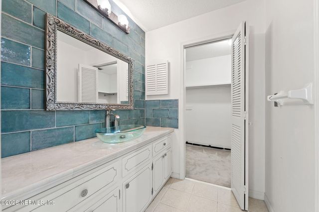 4229 BUCK POINT Road, Jacksonville, FL 32210