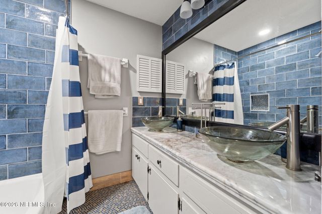 4229 BUCK POINT Road, Jacksonville, FL 32210