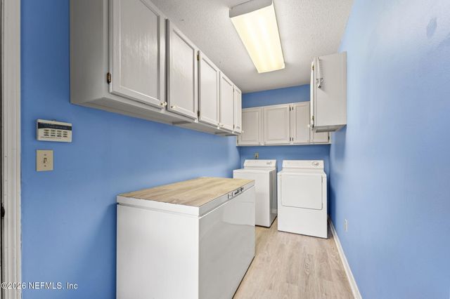 4229 BUCK POINT Road, Jacksonville, FL 32210