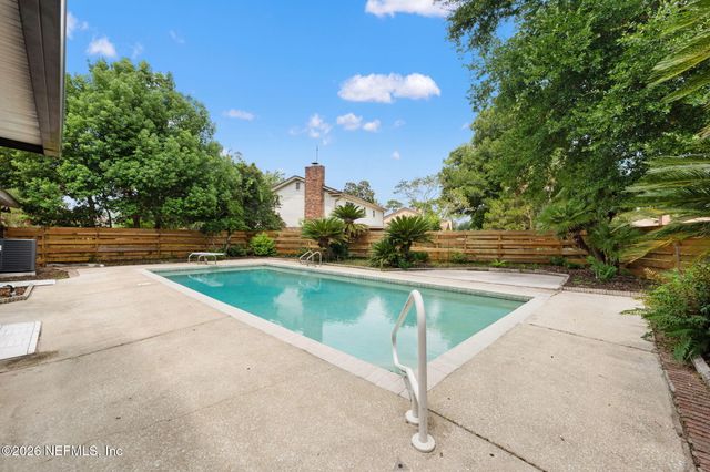 4229 BUCK POINT Road, Jacksonville, FL 32210