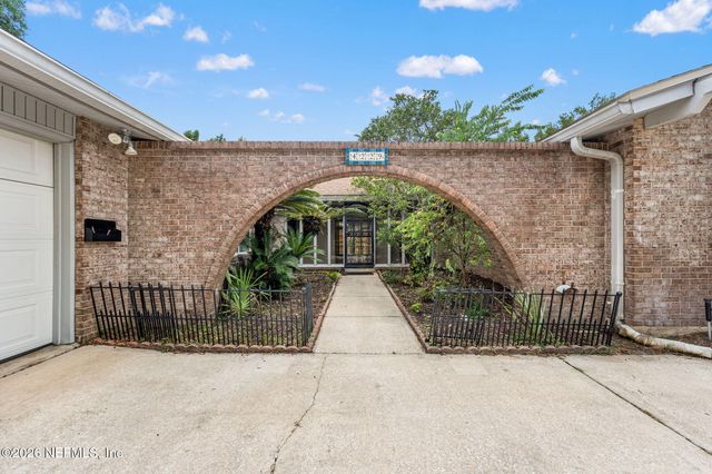 4229 BUCK POINT Road, Jacksonville, FL 32210