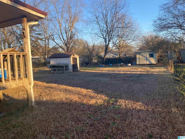 2113 27TH AVENUE N, Hueytown, AL 35023