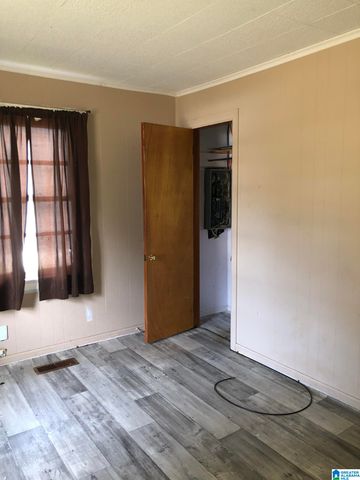 2113 27TH AVENUE N, Hueytown, AL 35023