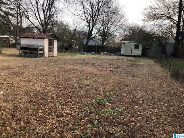 2113 27TH AVENUE N, Hueytown, AL 35023