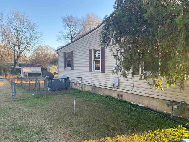 2113 27TH AVENUE N, Hueytown, AL 35023