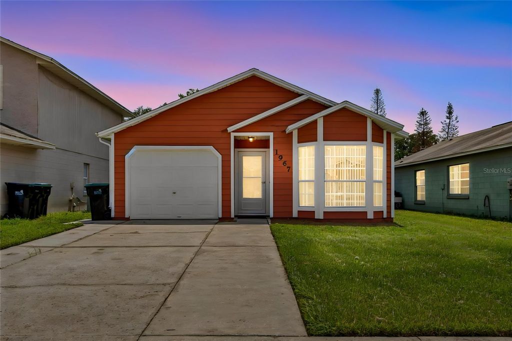 Image 41 of property listing at 1967 GARWOOD DRIVE, Orlando, FL 32822
