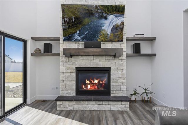 2283 E 4092 N, Filer, ID 83328