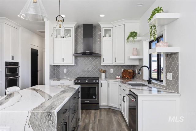 2283 E 4092 N, Filer, ID 83328