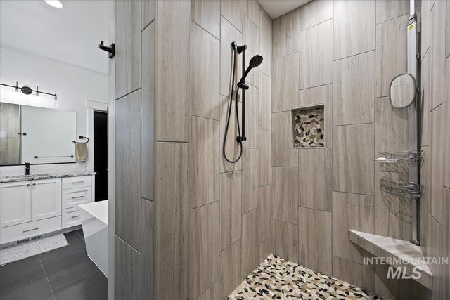 2283 E 4092 N, Filer, ID 83328