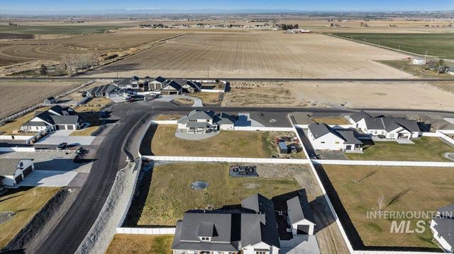 2283 E 4092 N, Filer, ID 83328