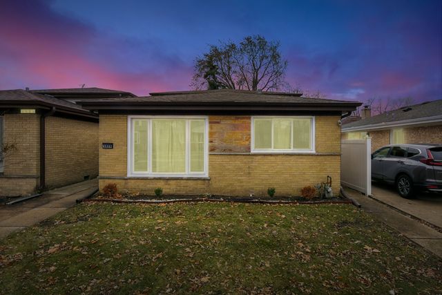 5829 Madison Street, Morton Grove, IL 60053