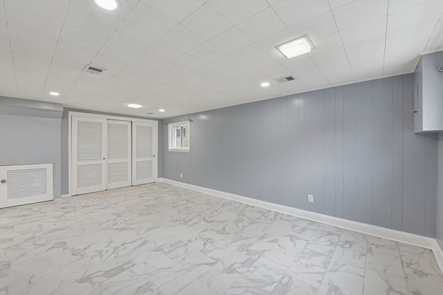 5829 Madison Street, Morton Grove, IL 60053