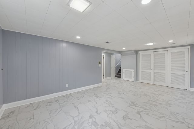 5829 Madison Street, Morton Grove, IL 60053