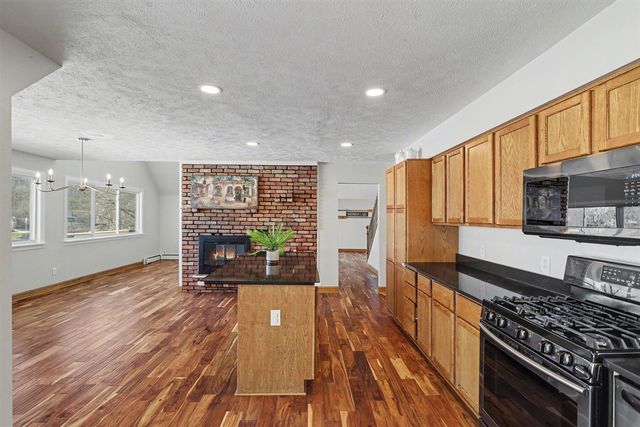 12055 S Sherman Lake Drive, Augusta, MI 49012