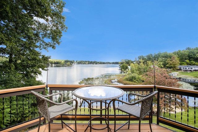 12055 S Sherman Lake Drive, Augusta, MI 49012