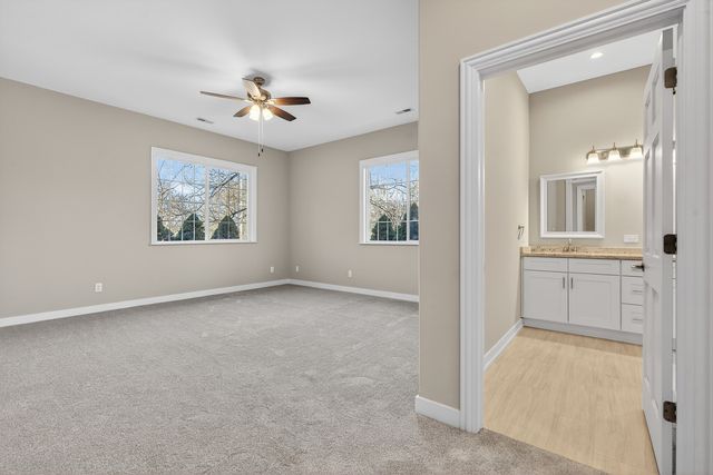 3003 Keene Avenue, Mchenry, IL 60050