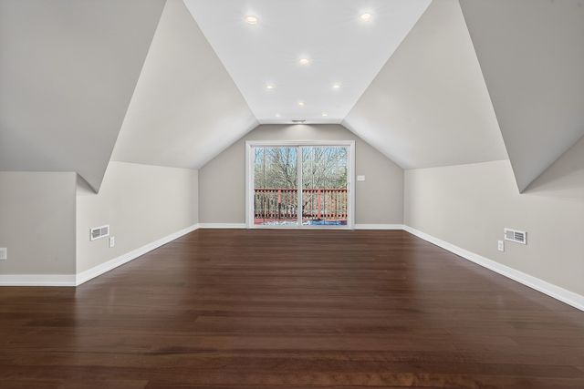 3003 Keene Avenue, Mchenry, IL 60050