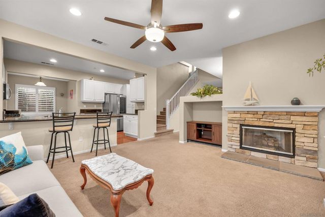 10287 Spruce Woodlands Way, Escondido, CA 92026