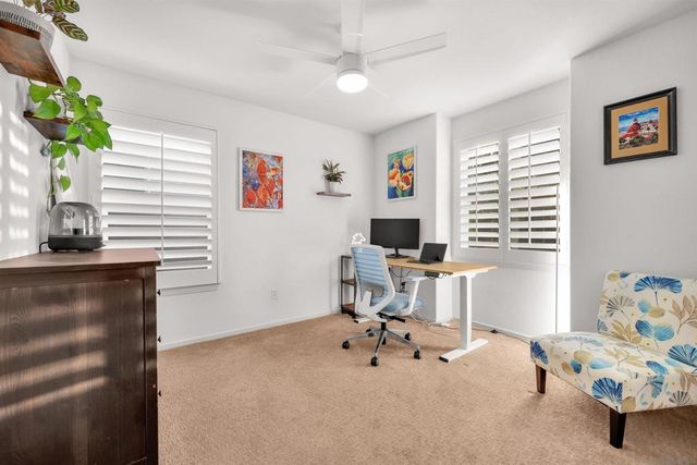 10287 Spruce Woodlands Way, Escondido, CA 92026