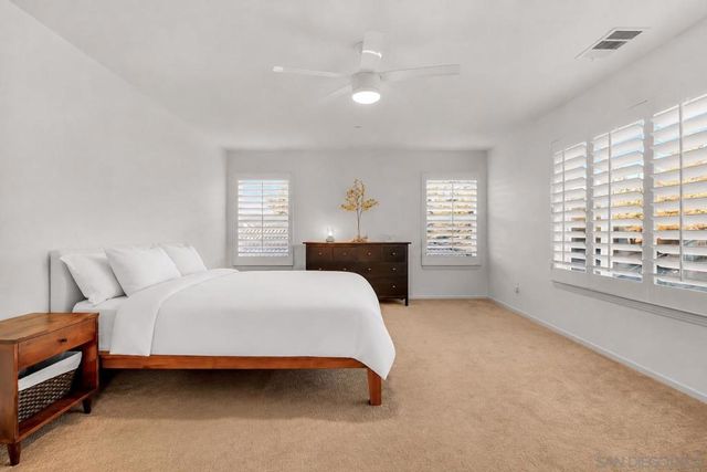 10287 Spruce Woodlands Way, Escondido, CA 92026