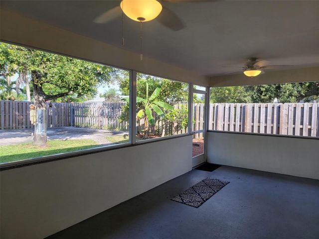 1601 SW 1 Terrace 1, Pompano Beach, FL 33060