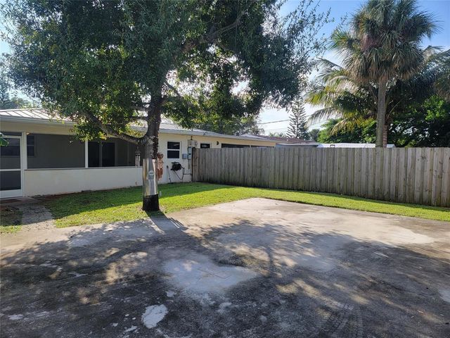 1601 SW 1 Terrace 1, Pompano Beach, FL 33060