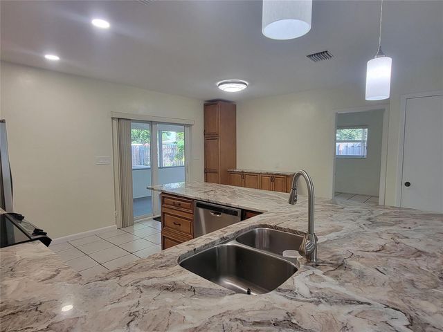 1601 SW 1 Terrace 1, Pompano Beach, FL 33060