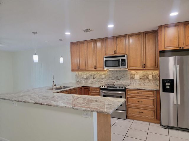 1601 SW 1 Terrace 1, Pompano Beach, FL 33060
