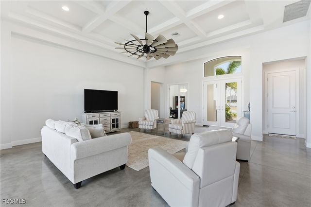 1506 NW 40th PL, Cape Coral, FL 33993