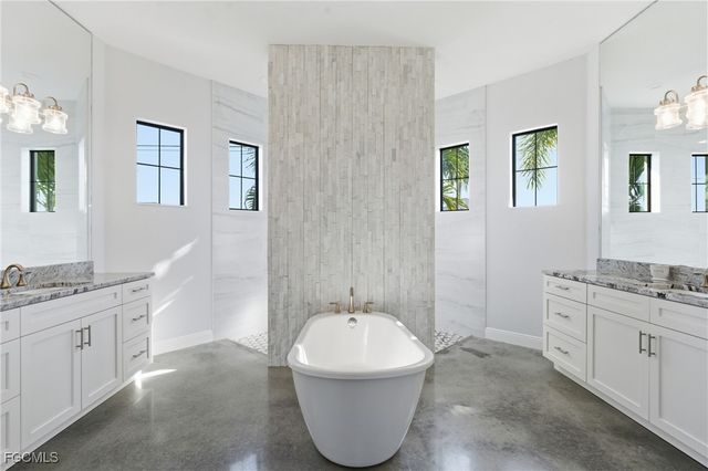 1506 NW 40th PL, Cape Coral, FL 33993