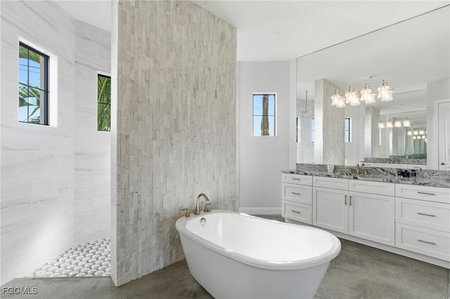 1506 NW 40th PL, Cape Coral, FL 33993