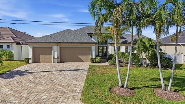 1506 NW 40th PL, Cape Coral, FL 33993