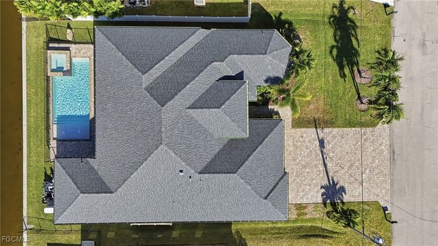 1506 NW 40th PL, Cape Coral, FL 33993