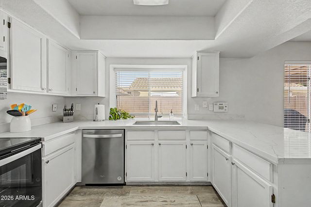 7113 N 28TH Avenue, Phoenix, AZ 85051