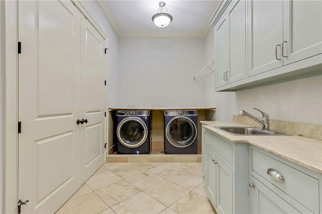 4227 Peachtree Dunwoody NE Road, Atlanta, GA 30342