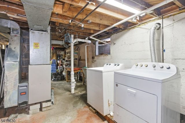 909 Seymour Ave, Linden City, NJ 07036