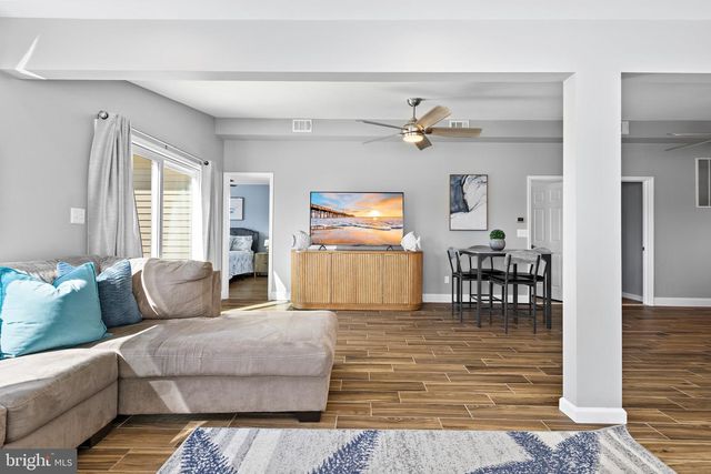 975 BEACH HAVEN WEST BLVD, Manahawkin, NJ 08050