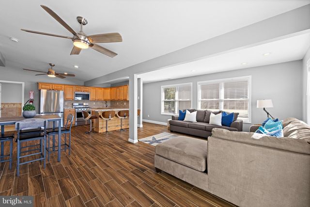 975 BEACH HAVEN WEST BLVD, Manahawkin, NJ 08050