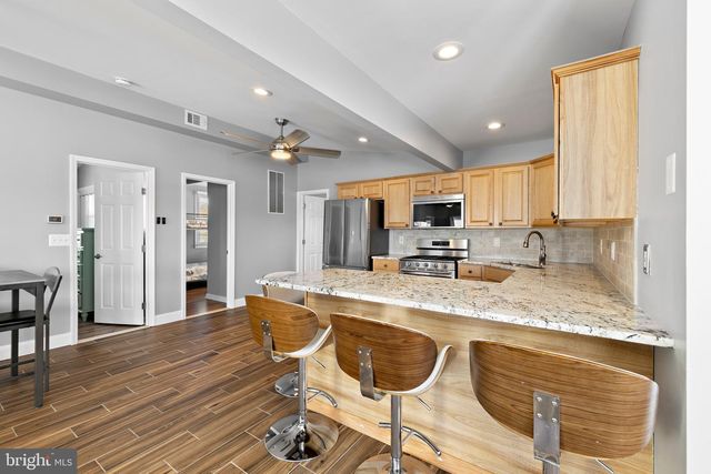 975 BEACH HAVEN WEST BLVD, Manahawkin, NJ 08050