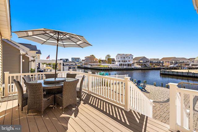 975 BEACH HAVEN WEST BLVD, Manahawkin, NJ 08050