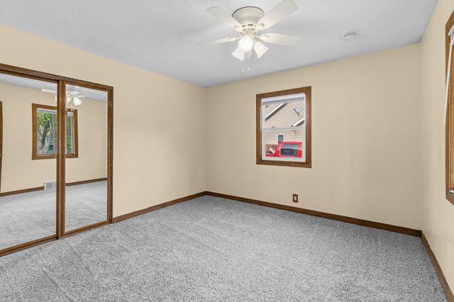 5201 Pennsylvania Avenue N, New Hope, MN 55428