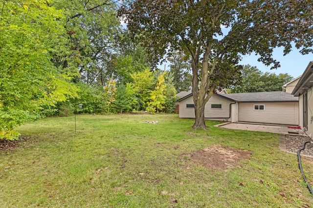 5201 Pennsylvania Avenue N, New Hope, MN 55428